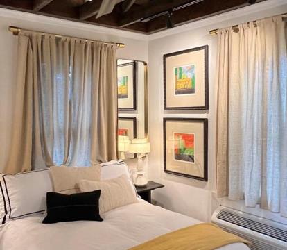 Escape to Romance: Unwind at Our Handpicked Selection of Romantic Hotels in Santee (South Carolina)
