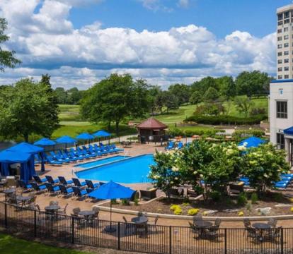 Best hotels with Spa and Wellness Center in Oak Brook (Illinois)