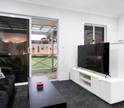 Photo of 12 Streeton Promenade