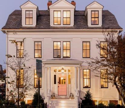 Escape to Romance: Unwind at Our Handpicked Selection of Romantic Hotels in Annapolis (Maryland)