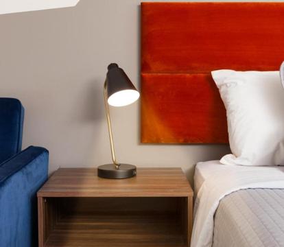 Photo of 4411 Inn & Suites