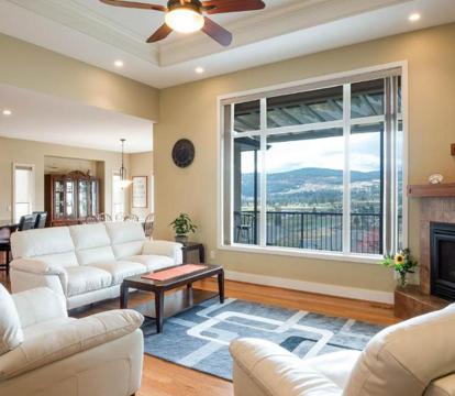 Photo of Adela's Bed and Breakfast