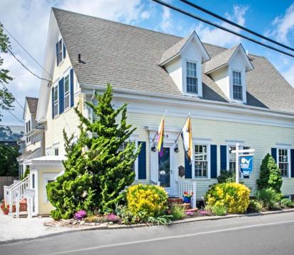 Photo of Admiral's Landing