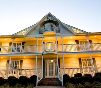 Best hotels with Hot Tub in room in Millington (Tennessee)
