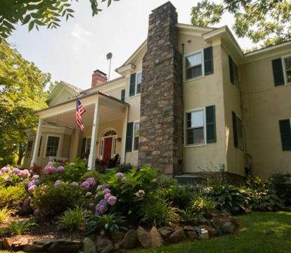 Best Adults-Only hotels in Purcellville (Virginia)