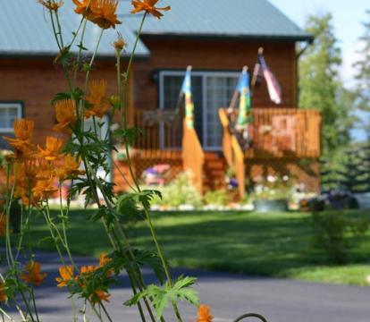 Escape to Romance: Unwind at Our Handpicked Selection of Romantic Hotels in Wasilla (Alaska)