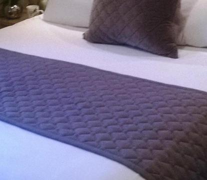 Photo of Albany House