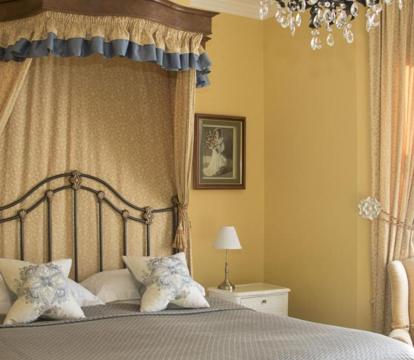 Photo of Albert & Victoria