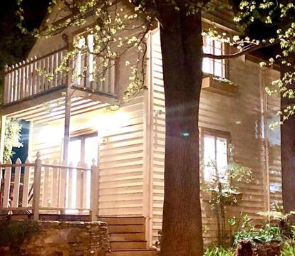 Photo of Aldgate Creek Cottage Bed and Breakfast