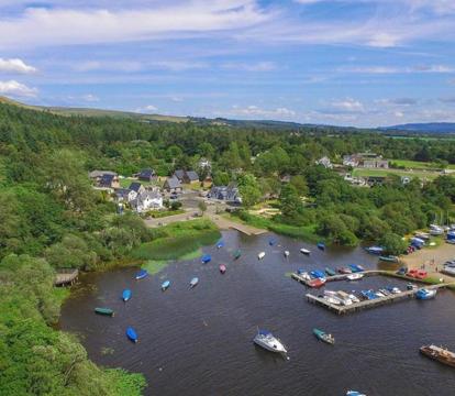 Romantic Hotels with a hot tub in the room or jacuzzi suites for a luxurious and intimate experience in Central Scotland