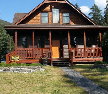 Photo of Banff Bear Bed & Breakfast