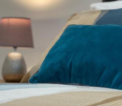 Photo of Luxury - 2 Bed City Centre Location - PARKING