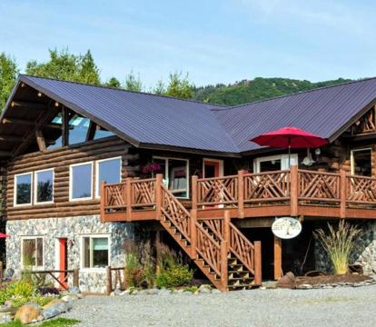 Escape to Romance: Unwind at Our Handpicked Selection of Romantic Hotels in Homer (Alaska)