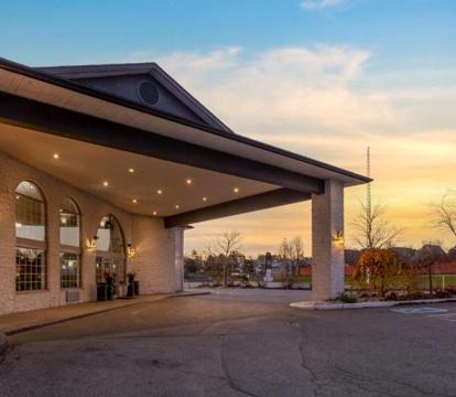 Photo of Best Western Plus Orillia Hotel