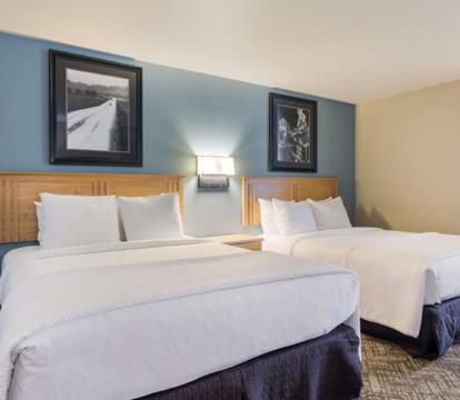Photo of Best Western Golden Spike Inn & Suites