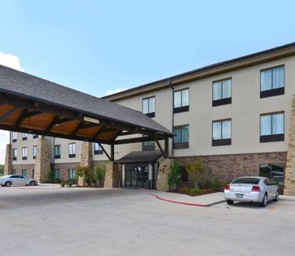 Best hotels with Hot Tub in room in Emory (Texas)