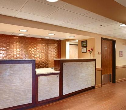 Photo of Baymont by Wyndham Brooklyn Center