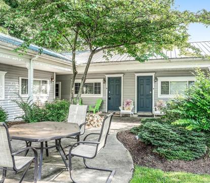 Photo of Arrowhead Resort