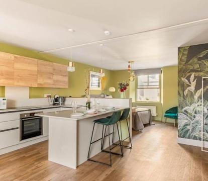 Photo of Bowness and Windermere Luxury one bedroom apartment with parking