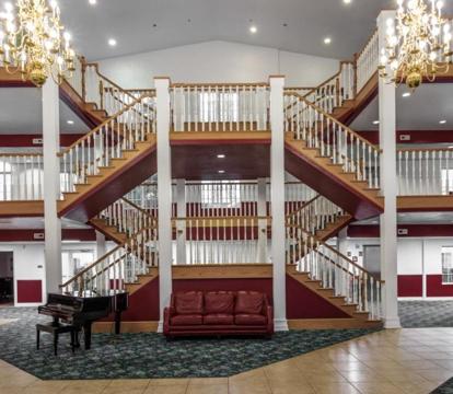 Photo of Branson Towers Hotel