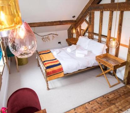 Photo of James' Place at Brynawel