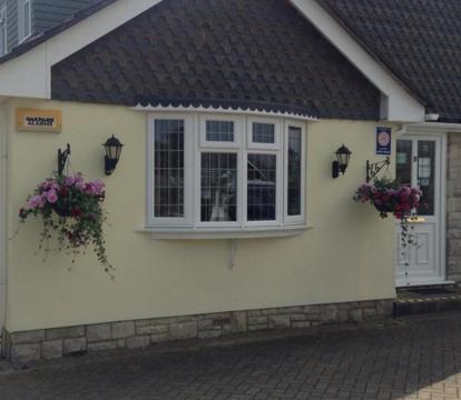 Adults Only Hotels in Christchurch (Dorset)