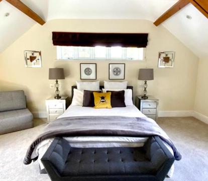 The most romantic hotels and getaways in Chertsey (Surrey)