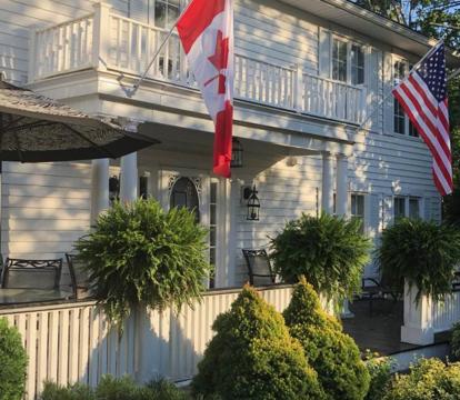 Photo of Butler Creek House