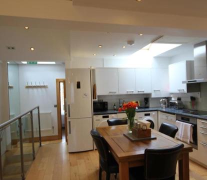 Photo of Cambridge city centre immaculate 2 bed apartment
