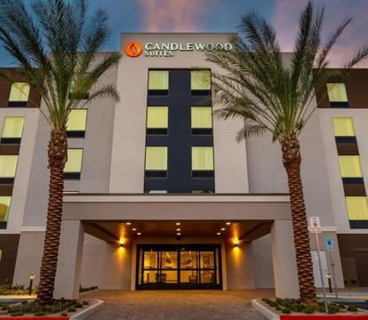 Photo of Candlewood Suites - Las Vegas - E Tropicana, an IHG Hotel