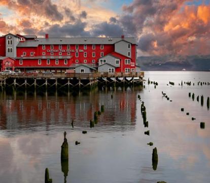 Best hotels with Spa and Wellness Center in Astoria, Oregon (Oregon)