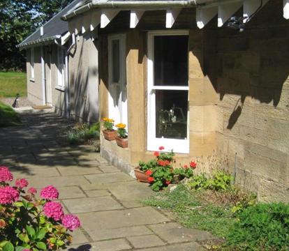 Adults Only Hotels in Cupar (Fife)