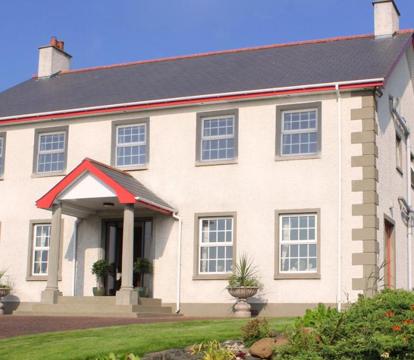 Photo of Carnalbanagh House