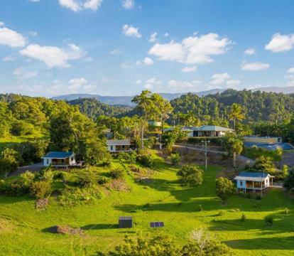 Photo of Cassowary Falls Gateway Daintree