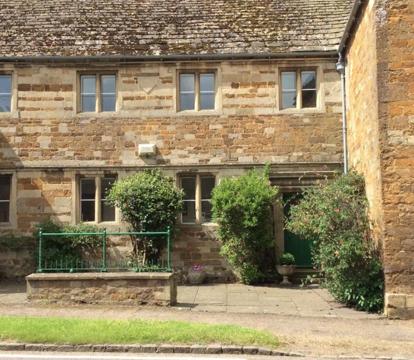 Photo of Castle Farm House B&B