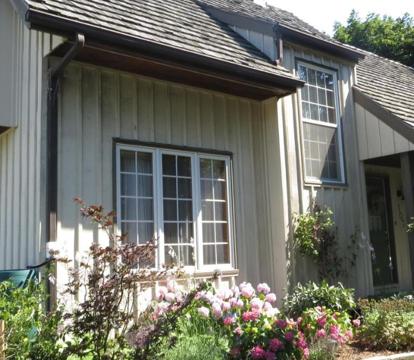 Photo of Cedar Gables Bed & Breakfast