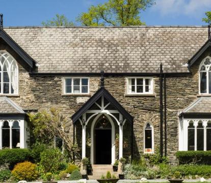 Photo of Cedar Manor