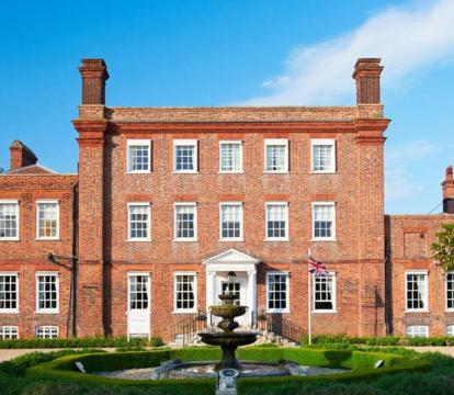SpaHotels in Henlow (Bedfordshire)