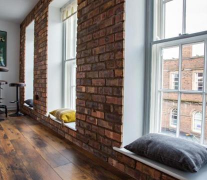 Photo of Chester railway station luxury apartment - sleeps 4 & FREE parking!