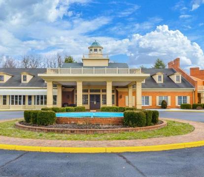 Best hotels with Spa and Wellness Center in Radford (Virginia)
