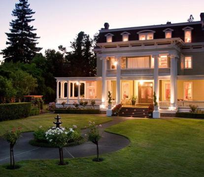 Best Adults-Only hotels in Napa (California)