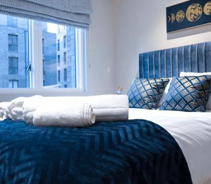 Photo of City Centre Luxury studio apartment suite with garden view