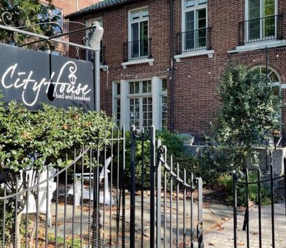 Photo of City House Bed and Breakfast