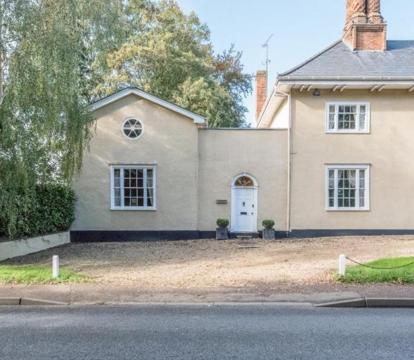 Photo of Cliftons Cottage, Clare
