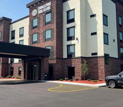 Photo of Cobblestone Hotel & Suites - Little Chute