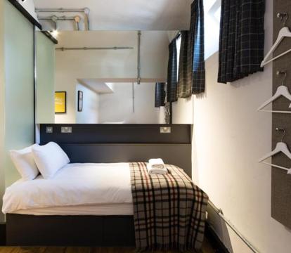 Photo of CoDE Pod – The CoURT - Edinburgh