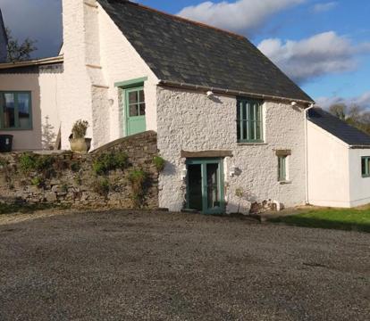 Photo of Coed Canol Farm