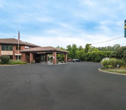 Photo of Quality Inn Ithaca - University Area