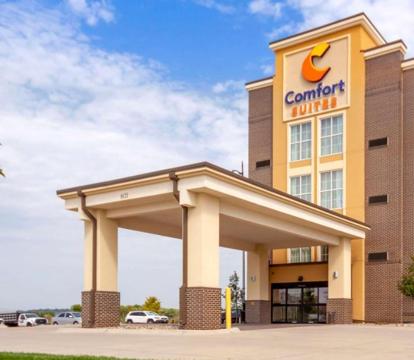 Best hotels with Spa and Wellness Center in La Vista (Nebraska)