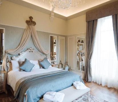 Photo of Cornhill Castle